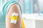 Vaccinationoflittlegirlindoctorsoffice Kidsfunnyadhesiveplastergauze