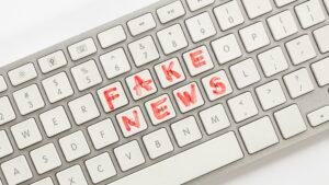 Keyboard With Fake News