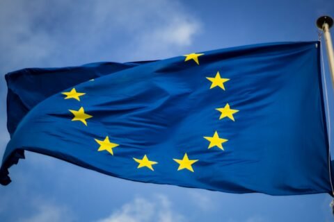 Eu